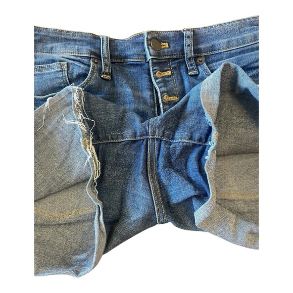 Universal Thread High Rise Midi Shorts - Picture 6 of 6